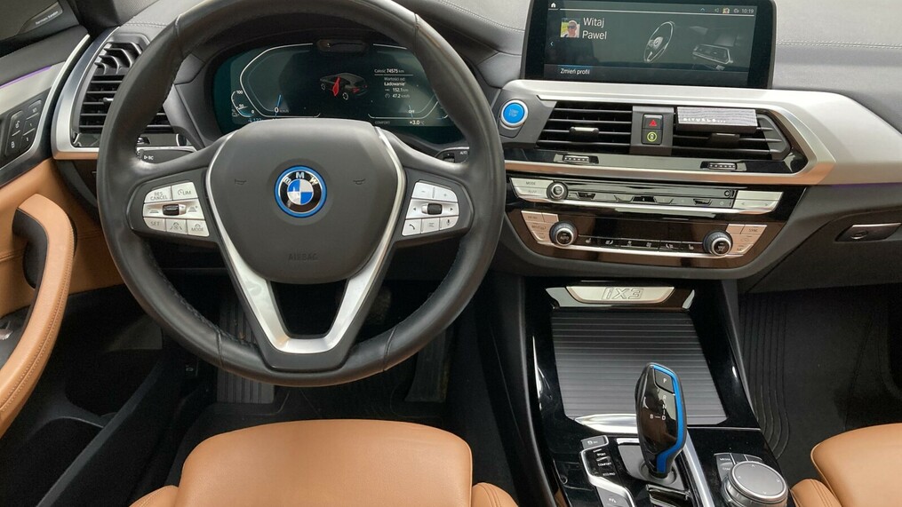 BMW iX3