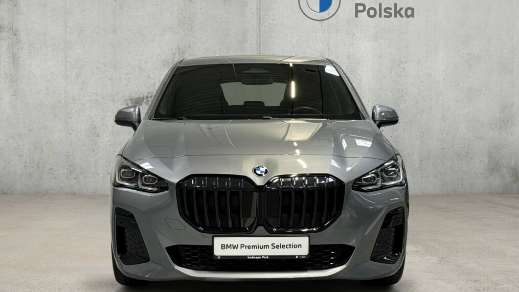 BMW Serii 2, 218