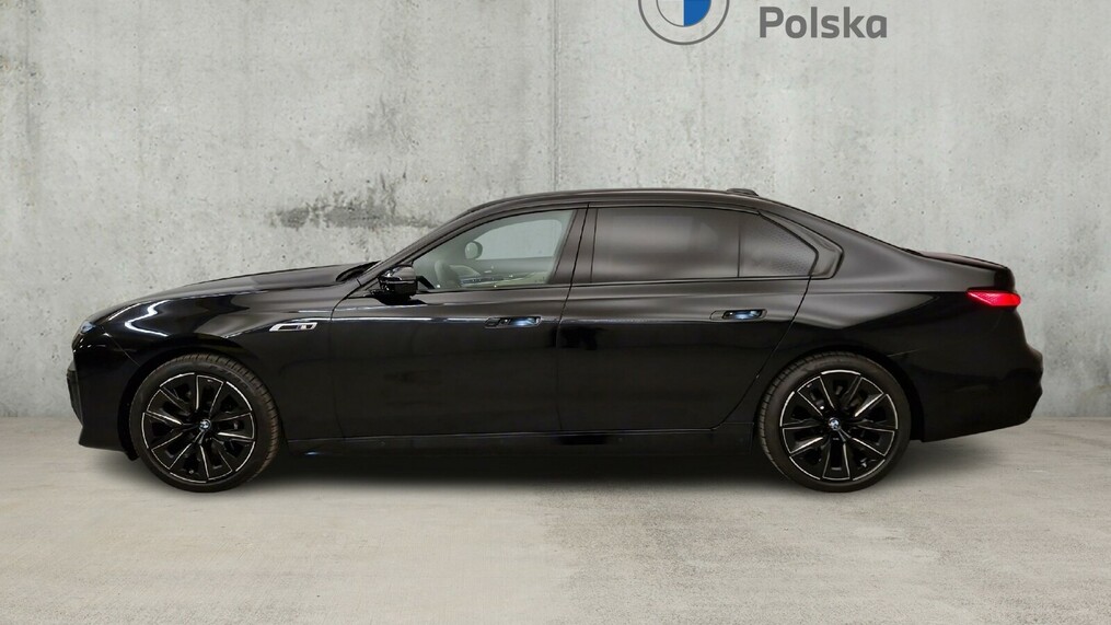 BMW Seria 7 i7