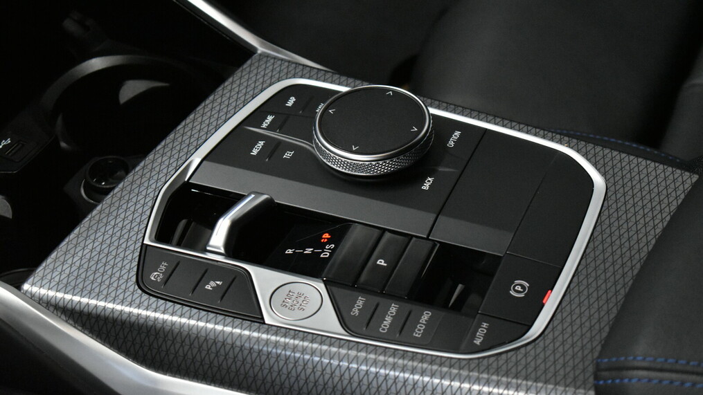 BMW Serii 3, 340