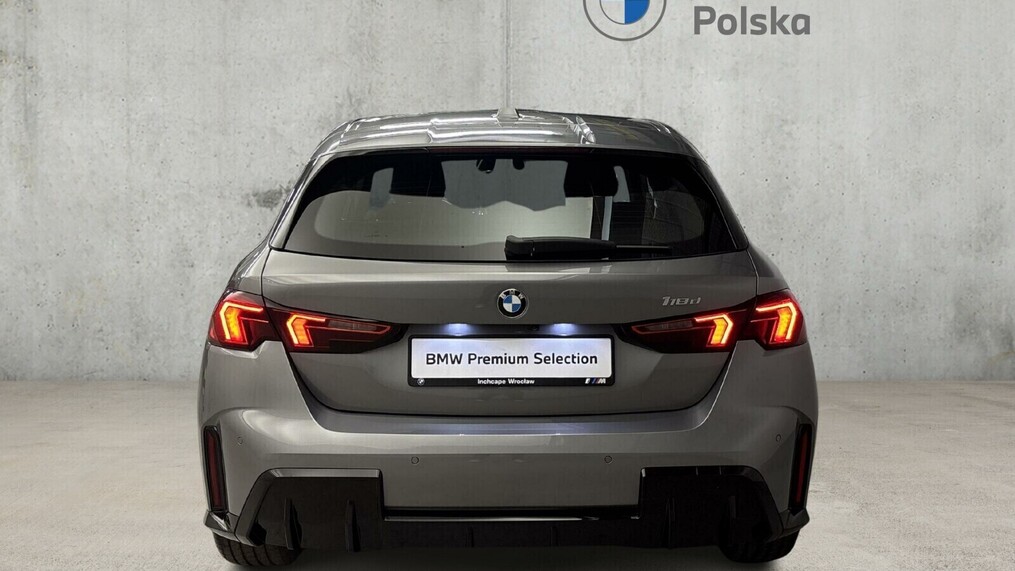 BMW Serii 1, 118