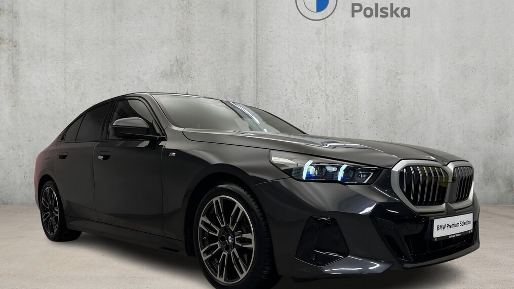 BMW Serii 5, 520