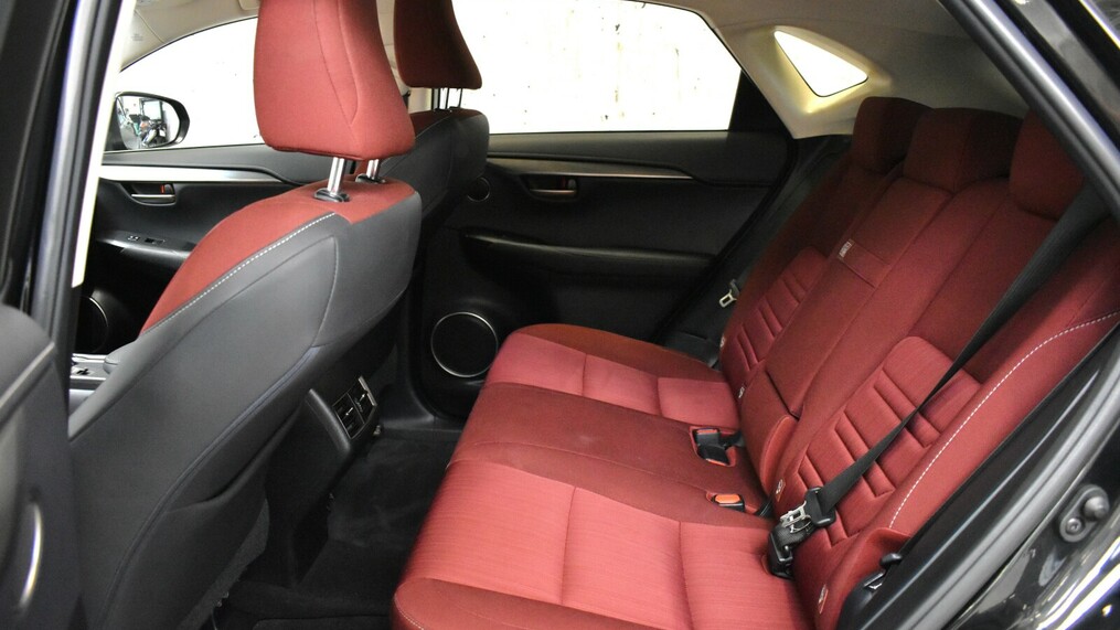 Lexus NX 200t