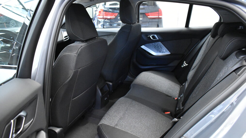 BMW Serii 1, 118