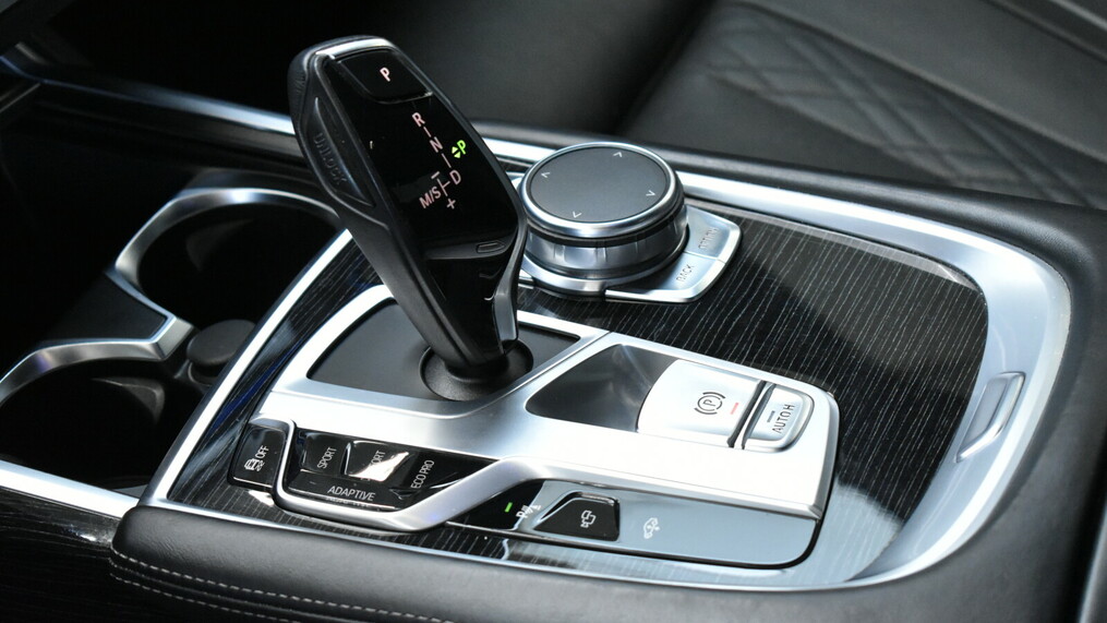 BMW Seria 7 750