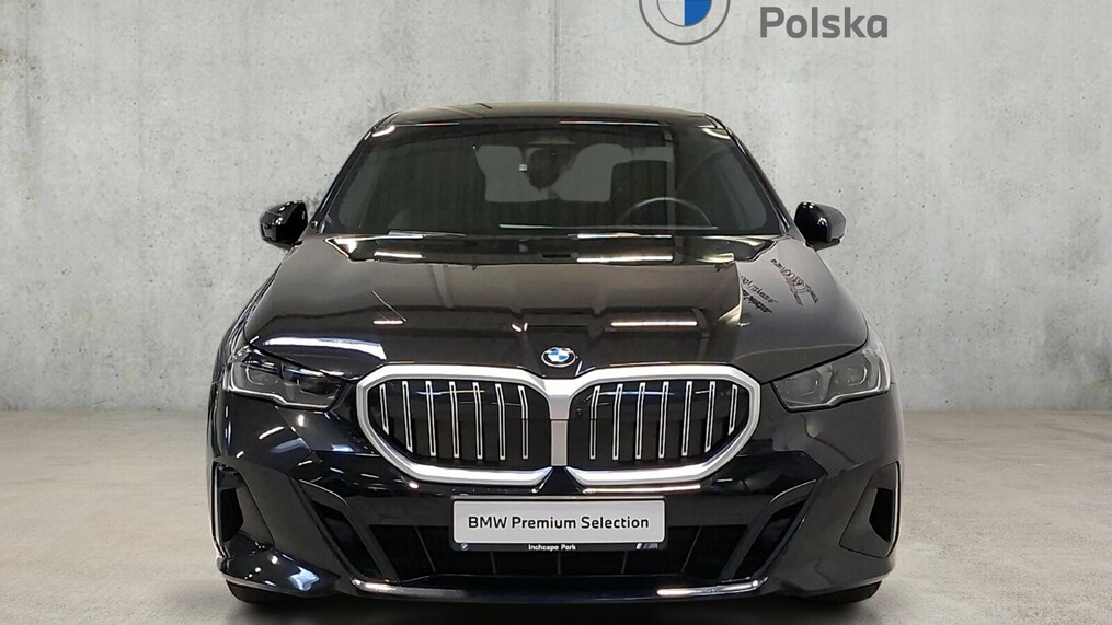 BMW Serii 5, 520