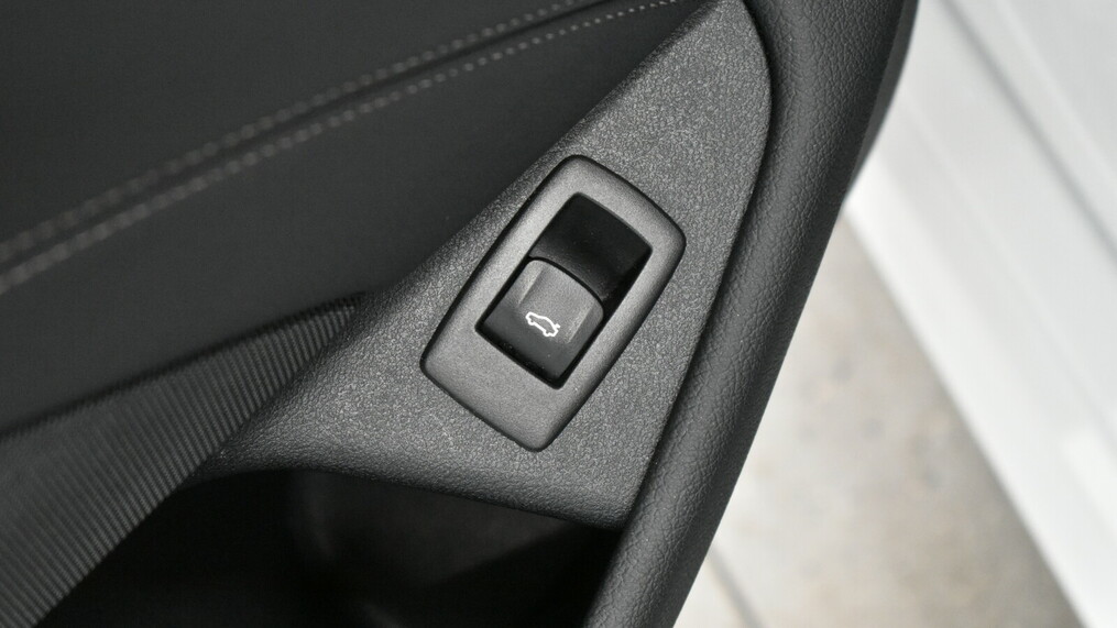 BMW Serii 5, 520