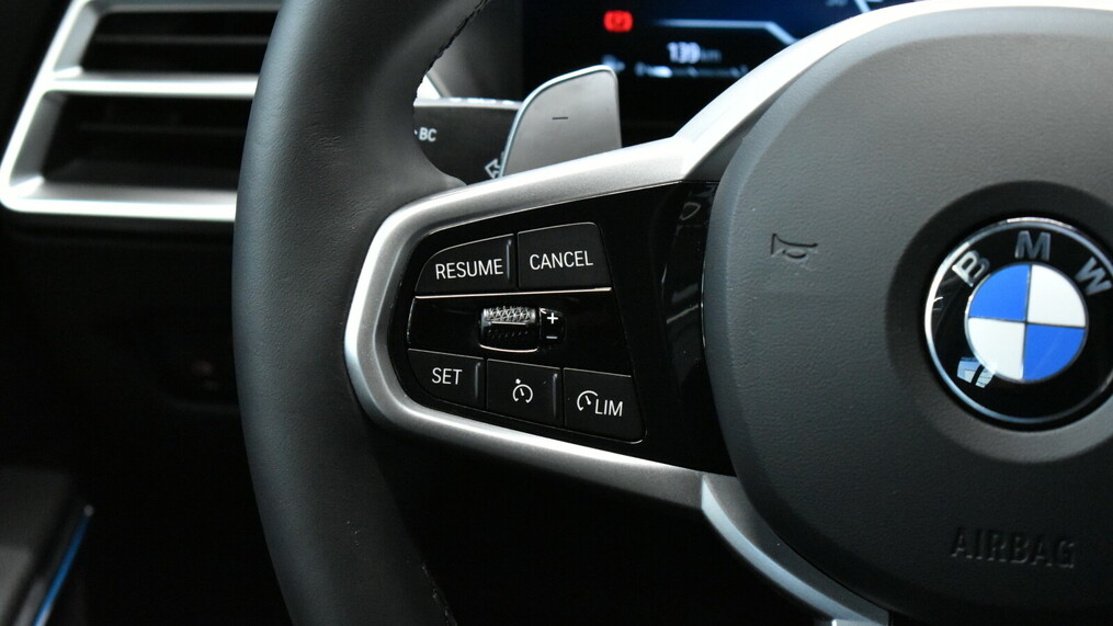 BMW Seria 3, 320