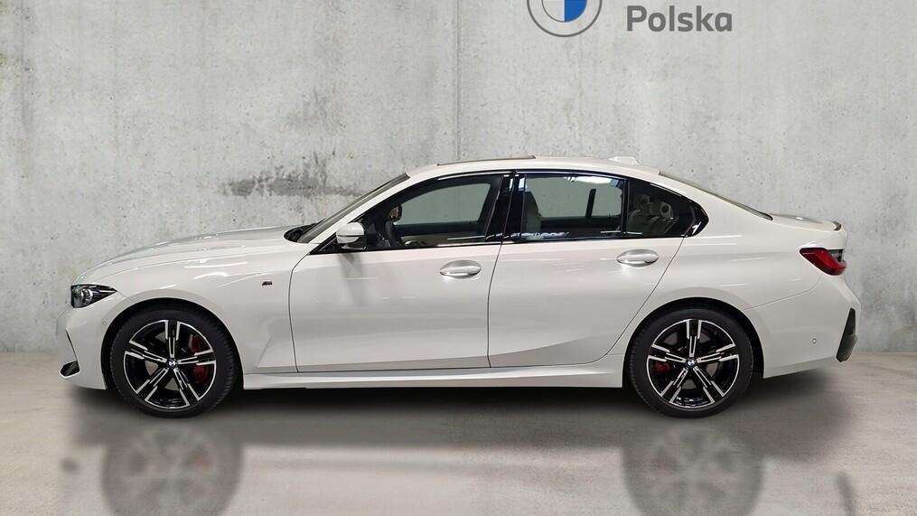 BMW Serii 3, 330
