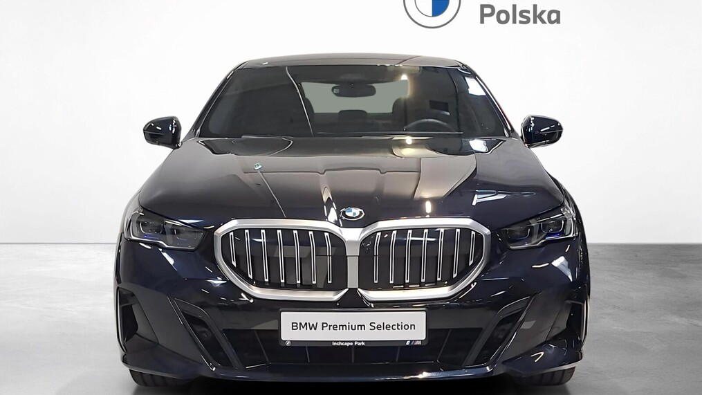 BMW Serii 5, 520