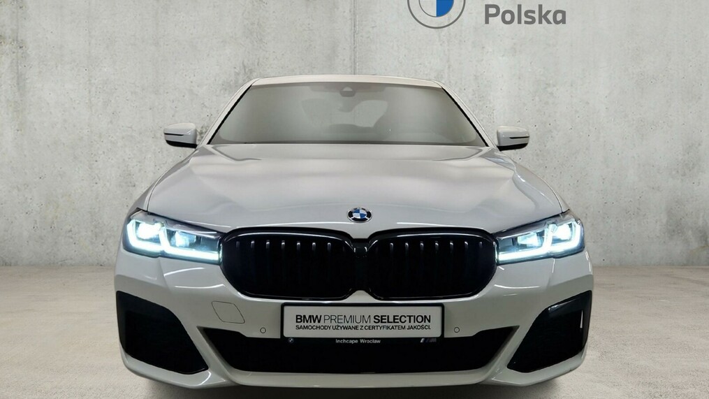 BMW Seria 5, 530