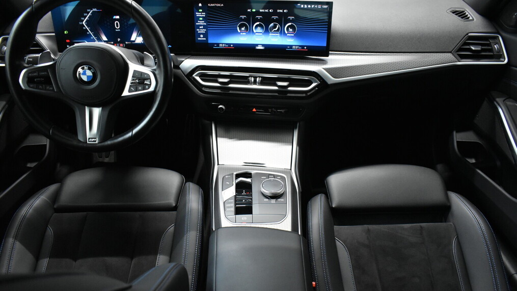 BMW Serii 3, 330