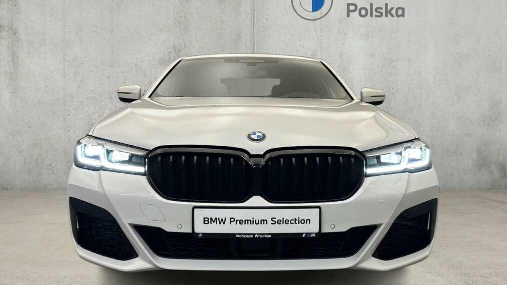 BMW Serii 5, 530