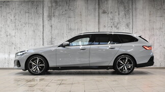 BMW Serii 5, 520