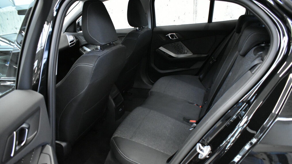 BMW Seria 1, 118
