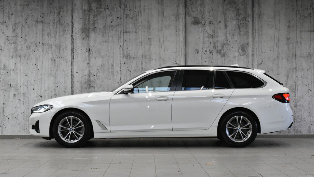 BMW Serii 5, 520