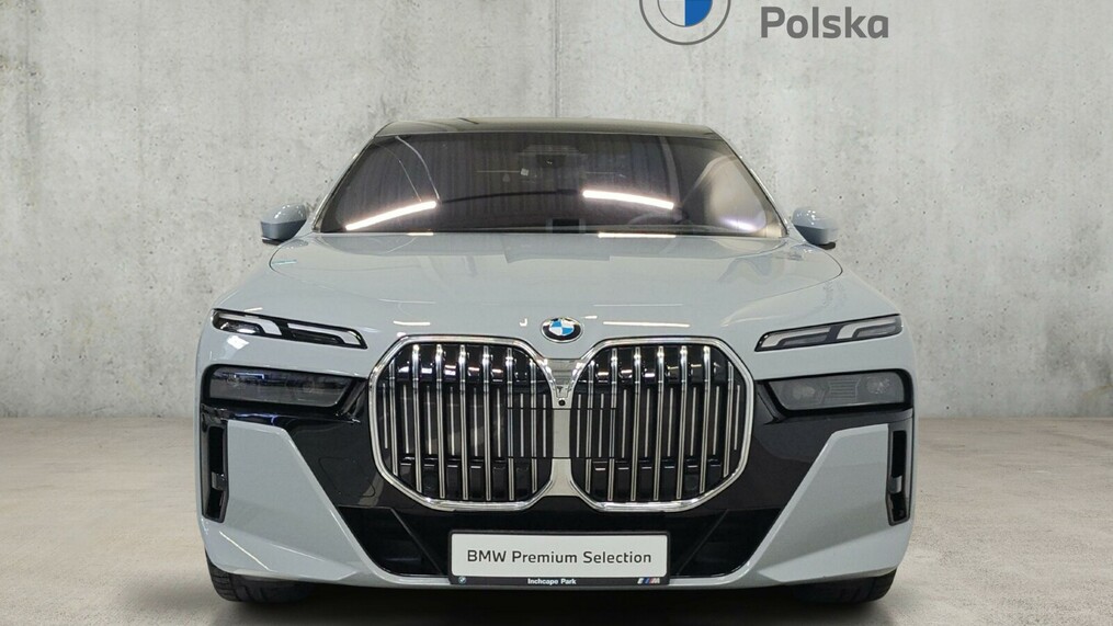 BMW Seria 7 740