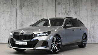 BMW Serii 5, 520
