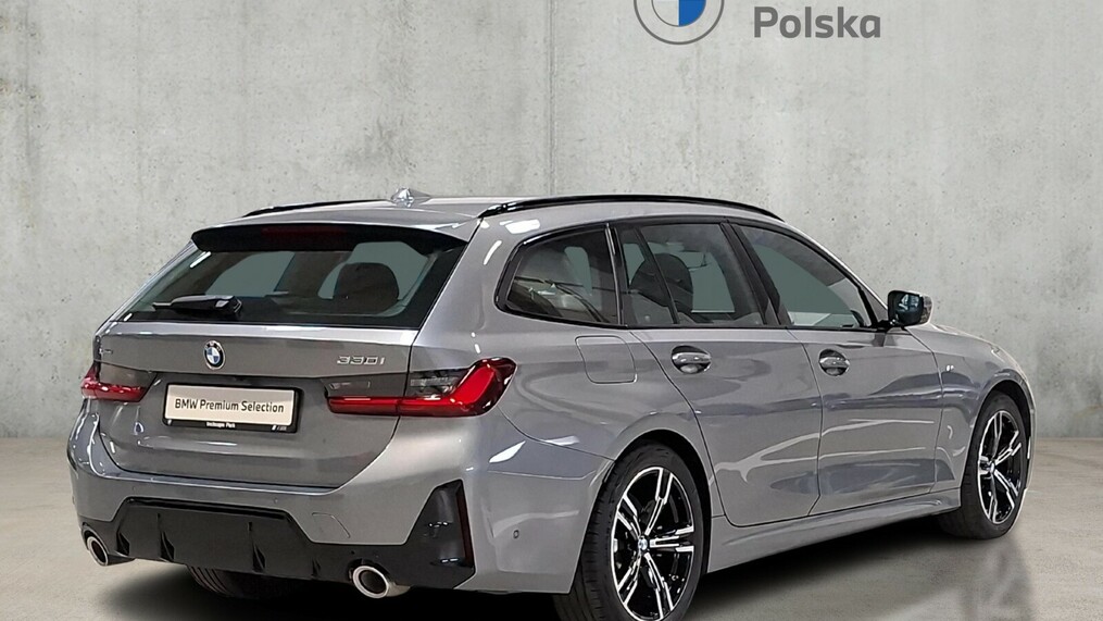 BMW Serii 3, 330
