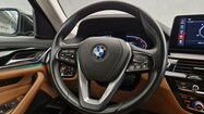 BMW Serii 5, 520