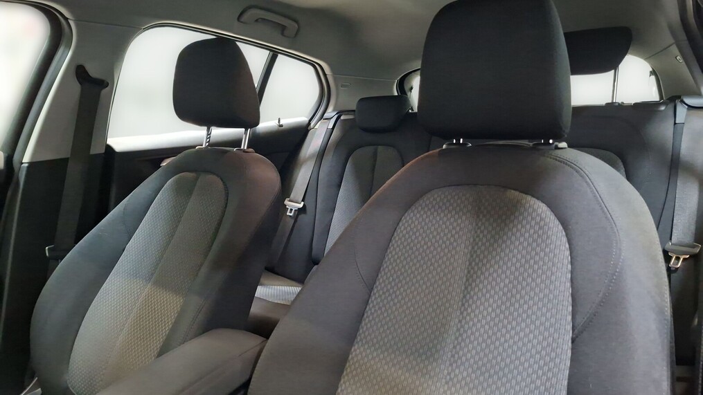 BMW Serii 1, 118