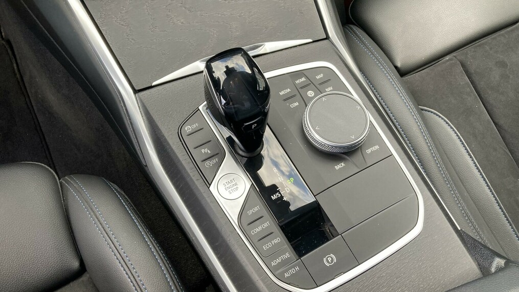 BMW Serii 3, 340