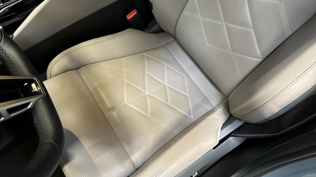 BMW Serii 5, 520