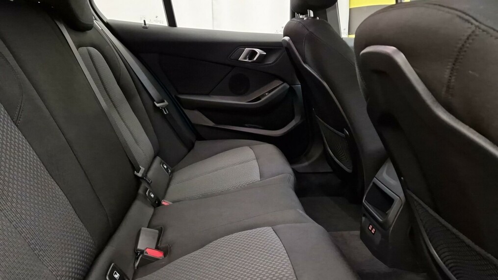 BMW Seria 1 118