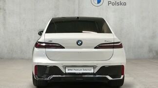 BMW Serii 7, 740