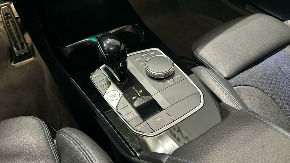 BMW Seria 2 218