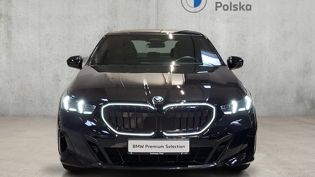 BMW Serii 5, 520