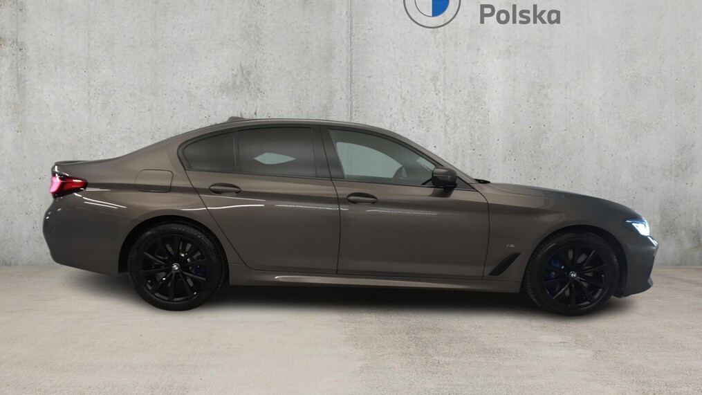 BMW Serii 5, 540