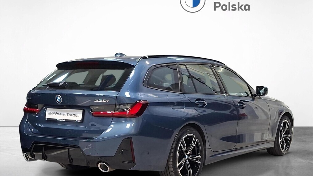 BMW Serii 3, 330