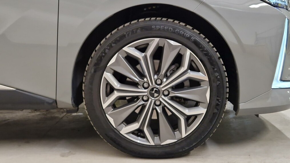DS Automobiles DS 4