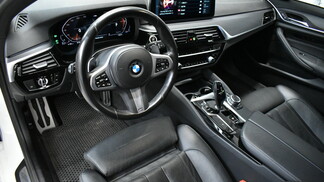 BMW Serii 5, 530