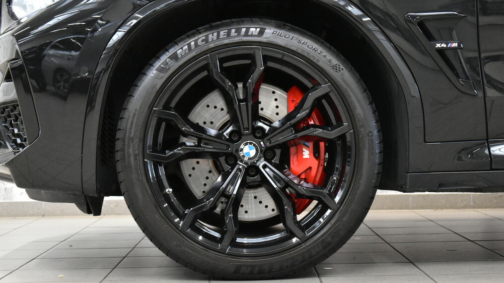 BMW X4 M
