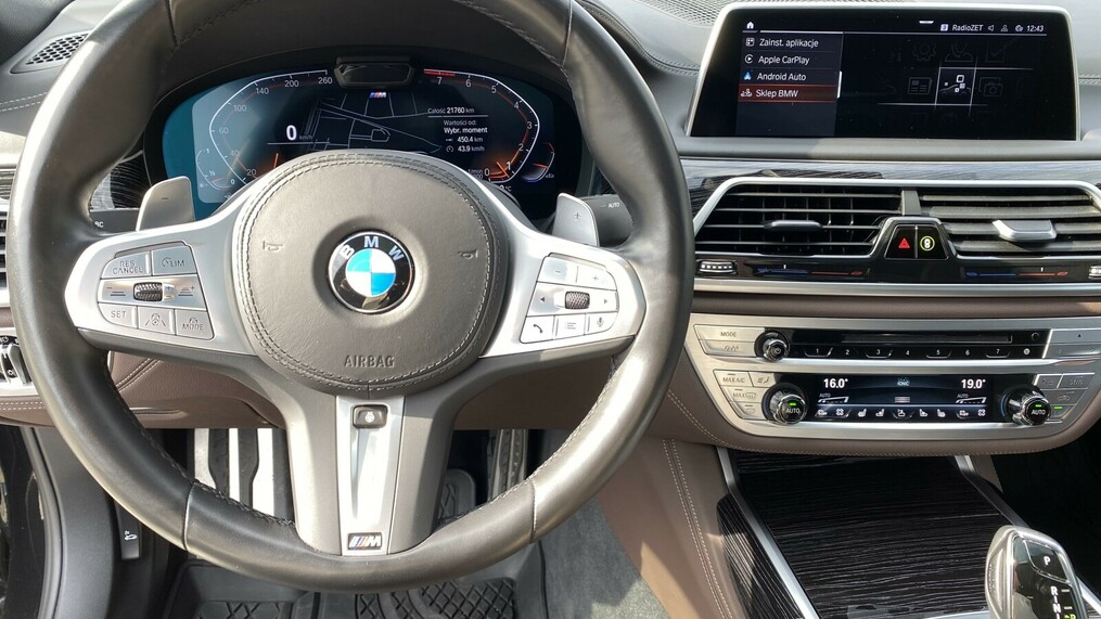 BMW Seria 7 740