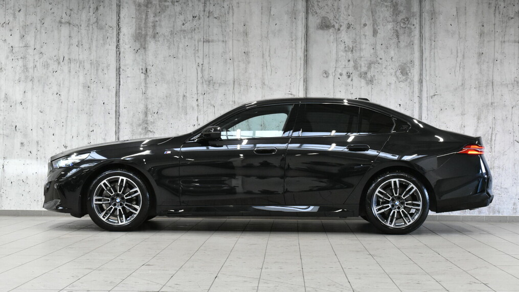 BMW Seria 5, 520