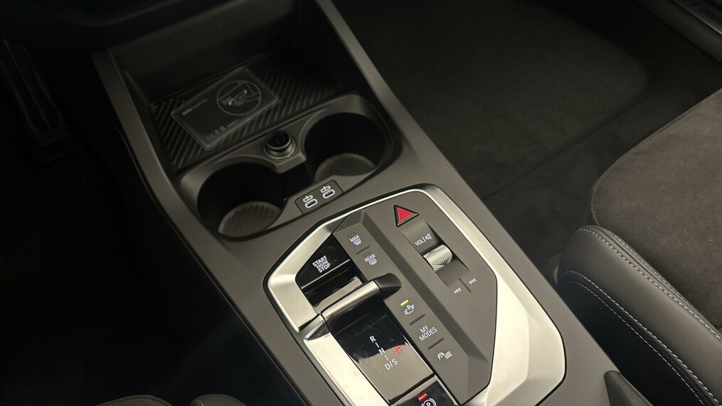 BMW Serii 2, 220