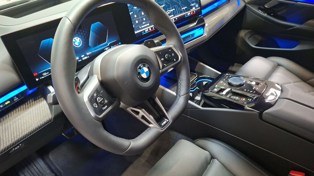 BMW Serii 5, 540