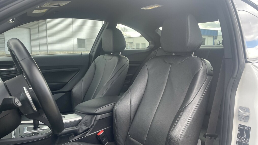 BMW Seria 2 230