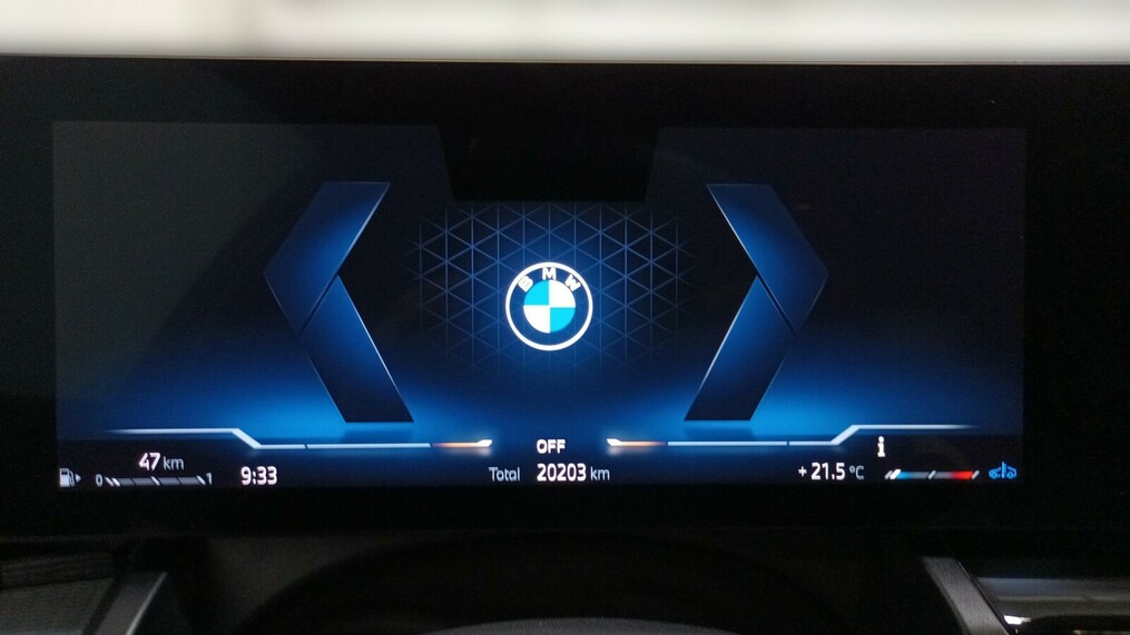 BMW Serii 5, 520