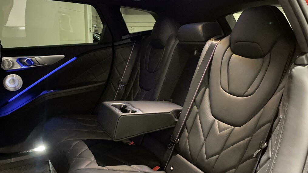 BMW XM
