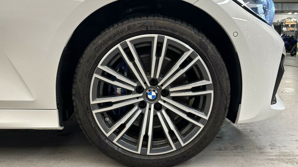 BMW Seria 3 330