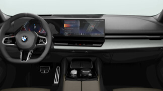 BMW Serii 5, 540