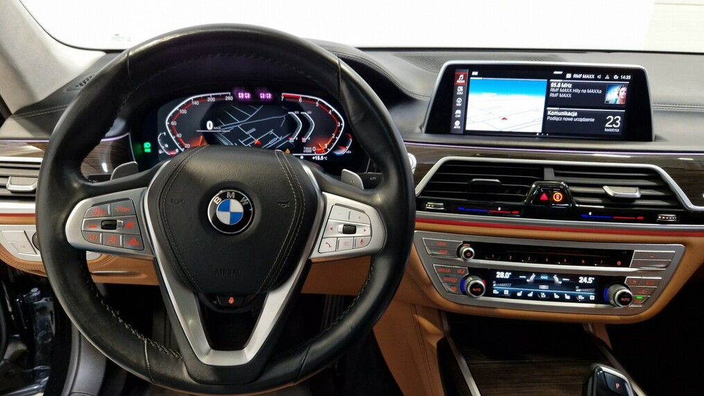 BMW Seria 7 750