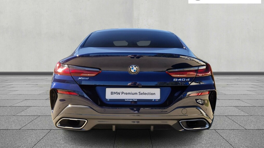 BMW Seria 8 840