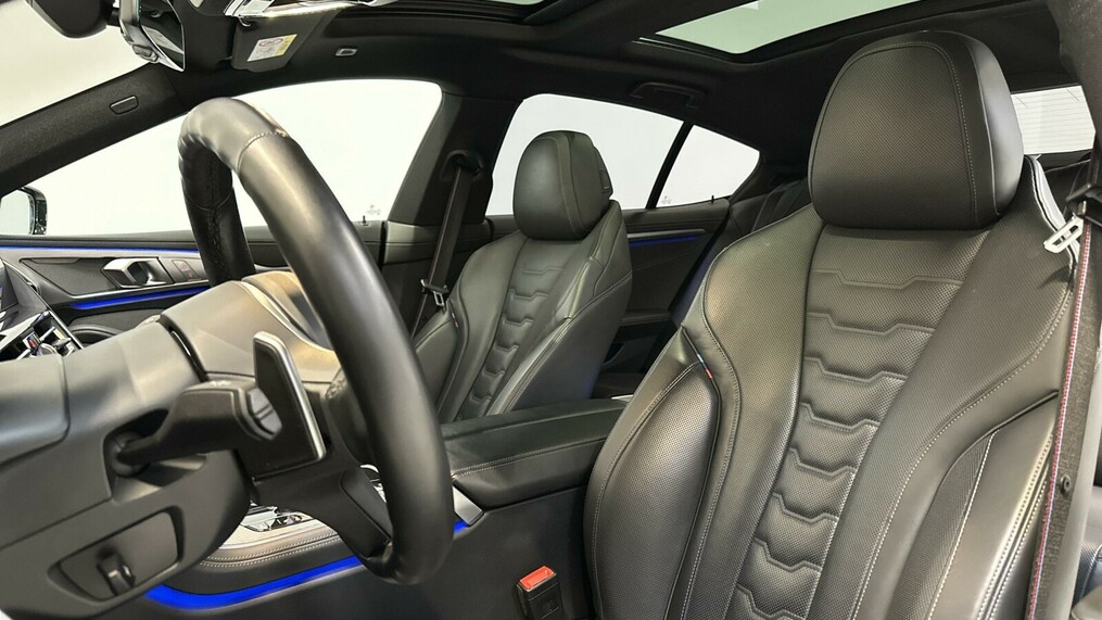 BMW Seria 8 840