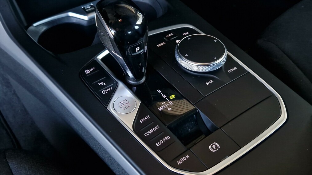 BMW Seria 2 218