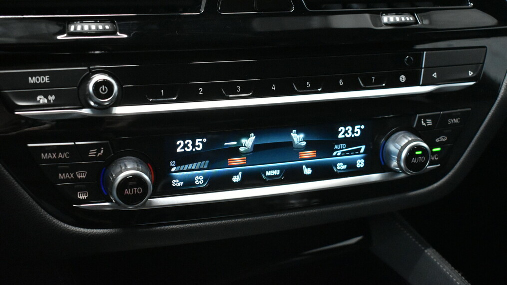 BMW Serii 5, 540